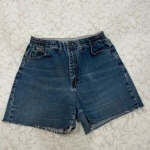 Vintage Lee denim shorts!